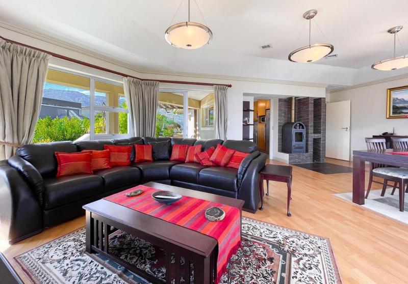 4 Bedroom Property for Sale in Hout Bay Western Cape